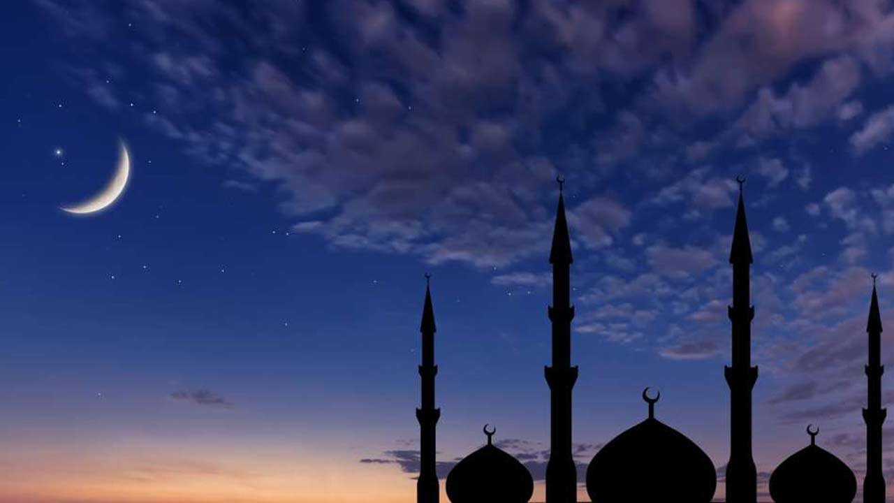 BREAKING Ramadan Crescent Moon Spotted in Saudi Arabia METROWATCH