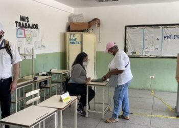 International Observers Commend Credible Conduct of Venezuelan Polls