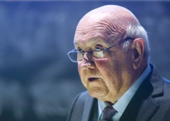 Buhari Hails Late De Klerk as ‘a Remarkable Moral Force for Change’