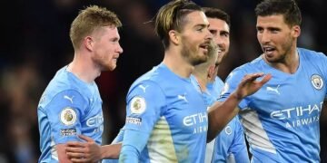 Manchester City Hold off Leicester City Comeback in 9-goal Thriller