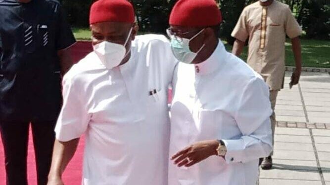 •Governors Nyesom Wike of Rivers (l) and Ifeanyi Okowa of Delta State (r).