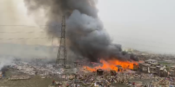 Fire Razes 250 Shanties, 200 Makeshift Houses in Lagos