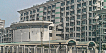 Russian Invasion of Ukraine: Nigerian Embassy in Romania Announces Help Lines for Citizens