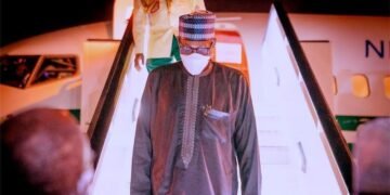 BREAKING | Buhari Shelves UK Trip, Returns to Abuja from Kenya