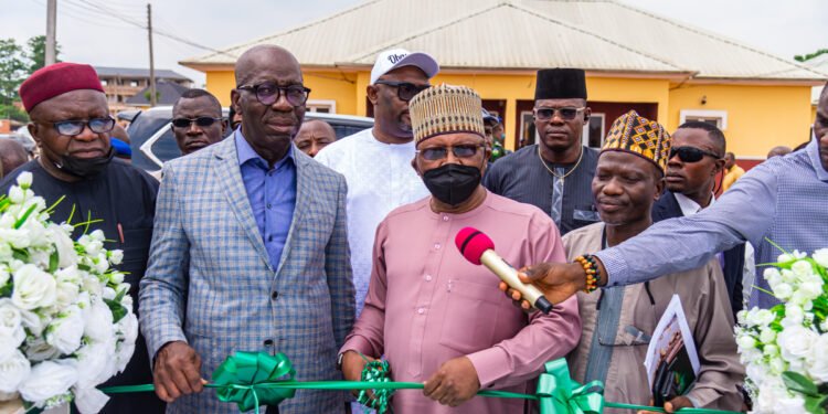 •L-R: Representative of the Permanent Secretary, Federal Ministry of Works and Housing, Newton Okoroafor; Edo State Governor, Mr. Godwin Obaseki, representative of President Muhammadu Buhari and the Minister of Health, Dr. Osagie Ehanire, and representative of the Federal Minister of Works and Housing, Architect Solomon Labafino, during the commissioning of the Federal Housing Estate in Benin City, on Thursday, April 14th, 2022.