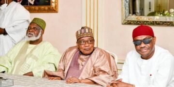 PHOTOS | 2023: Wike, Other PDP Governors Meet IBB, Abdulsalami in Minna