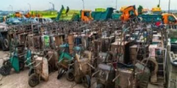 LAWMA Destroys 400 Carts, says Cart Pushing Outlawed in Lagos