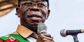 Oshiomhole Wins APC Senatorial Ticket