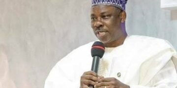 2023: Amosun Declares for President, Promises to Secure Nigeria