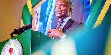 Incoming! Incoming! as Osinbajo rounds off Workers’ Day Speech