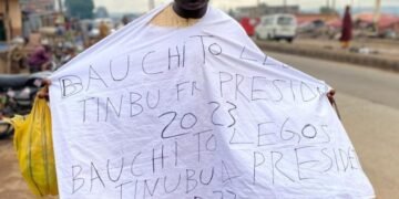 2023: 51-year-old Treks from Bauchi to Lagos for Asiwaju