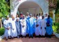 Buhari in Daura, Shares Emotional Moment with Classmates