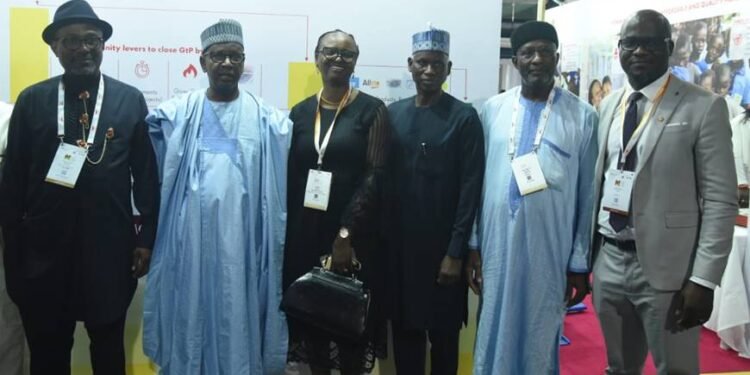 •L-R; The Executive Secretary, Nigerian Content Development and Monitoring Board, Mr. Simbi Wabote; Chief Financial Officer, Nigerian National Petroleum Corporation (NNPC), Mr. Umar Isa Ajiya; Managing Director, Shell Nigeria Exploration and Production Company Limited, Mrs. Elohor Aiboni; Group Executive Director, Gas and Power of NNPC, AbdulKabir Ahmed; Group General Manager, Frontier Exploration Services of NNPC, Mr. Abdullahi Bomai and the Energy Transition Business Opportunity Manager for Shell Companies in Nigeria, Mr. Johnbosco Uche…at the Shell stand during the opening session of the 2022 edition of the Nigerian Oil and Gas Conference and Exhibition in Abuja …on Monday
