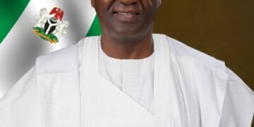 SMEDAN Boss, Fasanya, Meets with Online Publishers in Lagos