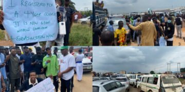 ASUU: FG Punches Students for Blocking Lagos-Ibadan Expressway 