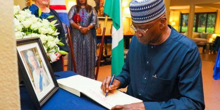 •The Secretary to the Government of the Federation, Boss Mustapha, representative of President Muhammadu Buhari, paid a condolence visit to the British High Commissioner to Nigeria, Catriona Laing, following the death of the British Monarch, Queen Elizabeth II, on Saturday, 10th September 2022 in Abuja.