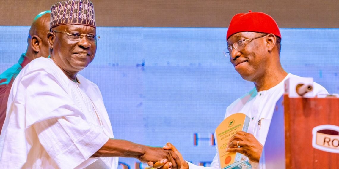 •Delta Governor and Vice-Presidential Candidate of PDP, Senator Dr. Ifeanyi Okowa (right), receiving an Award for Good Governance in Delta and Development of Youths from former Acting Governor of Adamawa State, James Barka(left) on behalf of Youth Wing in Christian Association of Nigeria (YOWICAN) in the 19 Northern States, in Abuja . Pix Government House, Asaba.