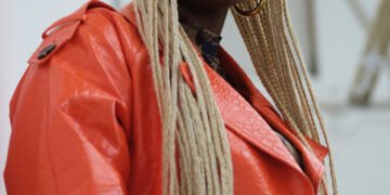 Meet Peju Oshin and 3 Other Women Pushing Nigerian Art – a review by Toni Kan
