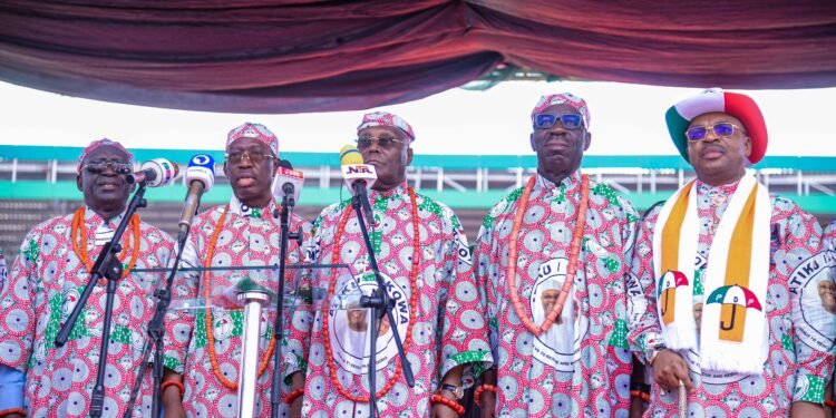 •L-R: National Chairman of the Peoples Democratic Party (PDP), Iyorchia Ayu; Vice Presidential candidate of the PDP and Governor of Delta State, Dr. Ifeanyi Okowa; Presidential candidate of the PDP, Alhaji Atiku Abubakar; Edo State Governor, Mr. Godwin Obaseki, Chairman of the PDP Presidential Campaign Council and Governor of Akwa-Ibom State, Dr. Udom Emmanuel, during the mega presidential campaign rally of the PDP, at the Samuel Ogbemudia Stadium, in Benin City, on Saturday, October 22, 2022.