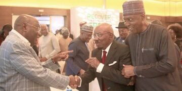 Insecurity: Atiku to Create State Police — meets with  Dangote, Ovia,  other private sector leaders 