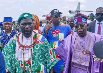 2023: Tinubu in Warri,  Promises to Reactivate Gas Revolution Industrial Park, if Voted President