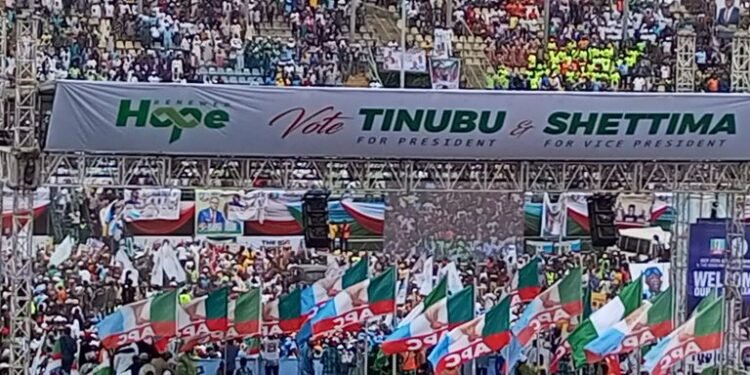 •Crowd at a section of the Teslim Balogun Stadium, Surulere, the venue of the APC Presidential Rally in Lagos on Saturday