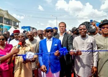 Oshiomhole Reaffirms Julius Berger ‘Most Reliable Construction Company in Nigeria’