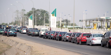 Abuja Filling Stations Begin 24hrs Operation — a day after DSS’ threat