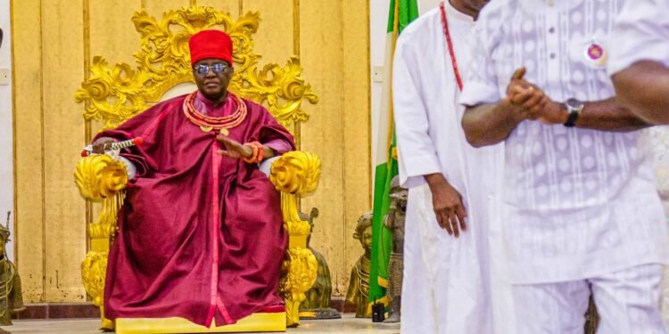 •L-R: Oba of Benin, Oba Ewuare II; Edo State Deputy Governor, Rt. Hon. Comrade Philip Shaibu, and Governor Godwin Obaseki, during a courtesy visit to the Palace of the Oba of Benin, to commemorate the 2022 Igue Festival, on Wednesday, December 28, 2022.