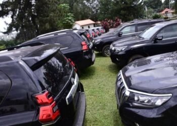 Adeleke Orders Oyetola, Wife, Appointees to Return Dozens of Govt Vehicles in Their Possession