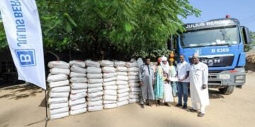 CSR: Julius Berger Donates Food to Flood Victims