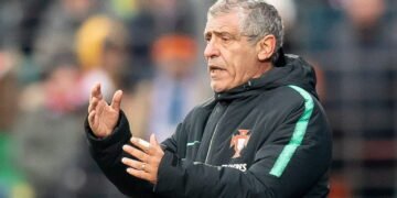 Ronaldo’s ex-manager, Fernando Santos gets new coaching job