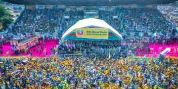 Tinubu at Ogun campaign rally, promises to end fuel scarcity