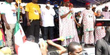 PHOTO  |  Okowa Leads Delta PDP Campaign Trail to His Home Community