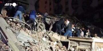 Death Toll in Turkey Earthquake Rises to 2,921