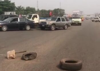 Gridlock as Protest Resumes in Edo over Scarcity of New Naira Notes