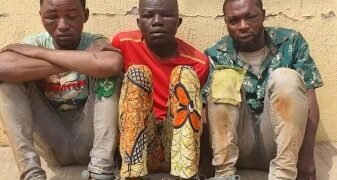 Ogun: Brave Residents Foil Robbery Attempt, Arrest 3 Suspects