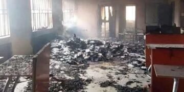 BREAKING | Political Thugs on Rampage in Ebonyi, Burn Down High Court