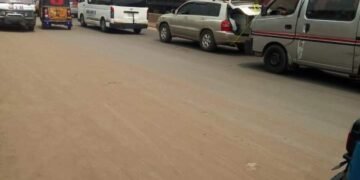 PHOTOS: Gridlock As Truck Falls On Anambra Road