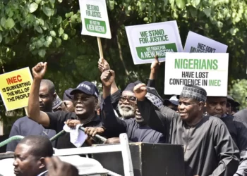 HAPPENING NOW | Atiku Leads PDP Protest at INEC Headquarters over Election Result
