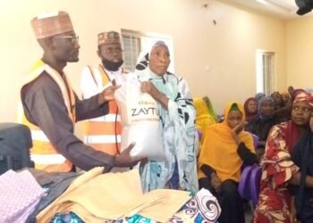 Ramadan: Foundation Distributes Food Items, Clothes to Less-privileged in Kano