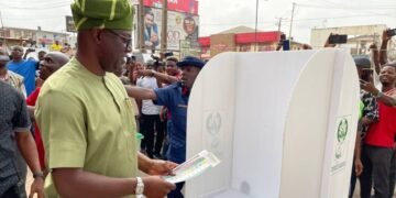 Election: Heavy Security Presence in Ibadan as Voters troop to Polling Centres