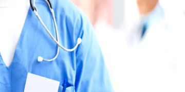 Strike Looms as Doctors Issue Two-week Ultimatum to FG over Demands | METROWATCH