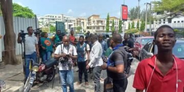PHOTOS: Journalists barred from collapsed Banana Island building