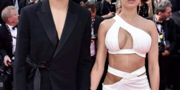 PSG Defender, Hakimi outsmarts ex-wife, secures wealth using mom name | METROWATCH