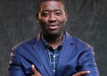 Tweeps Knock Pastor Adeboye’s Son over His Comment on Making First Million from Wristbands | METROWATCH