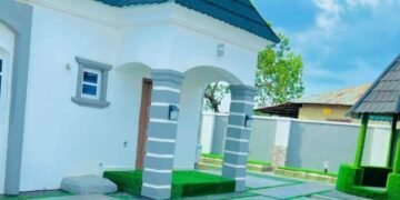 PHOTOS: Comedian Cute Abiola Gifts Parents New House To Mark His Birthday | METROWATCH