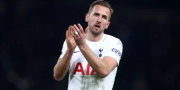 Premier League: Man Utd to Offer Harry Kane £300,000-a-week Contract | METROWATCH