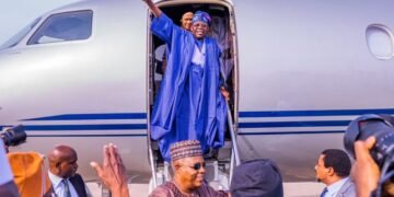 Tinubu Returns to Nigeria after a ‘Deserved Rest’ Abroad | METROWATCH