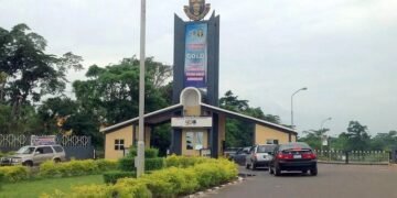 Alleged Phone Theft: OAU Final Year Student Beaten to Death in School Hostel | METROWATCH